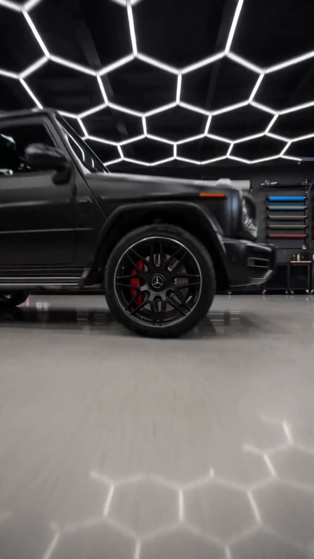 Black G-Wagon side stance